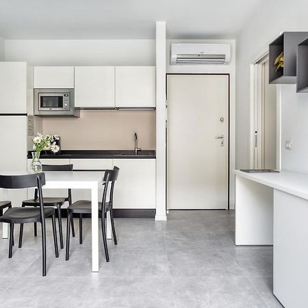 Sleek City Abode In Maciachini Milán Exterior foto