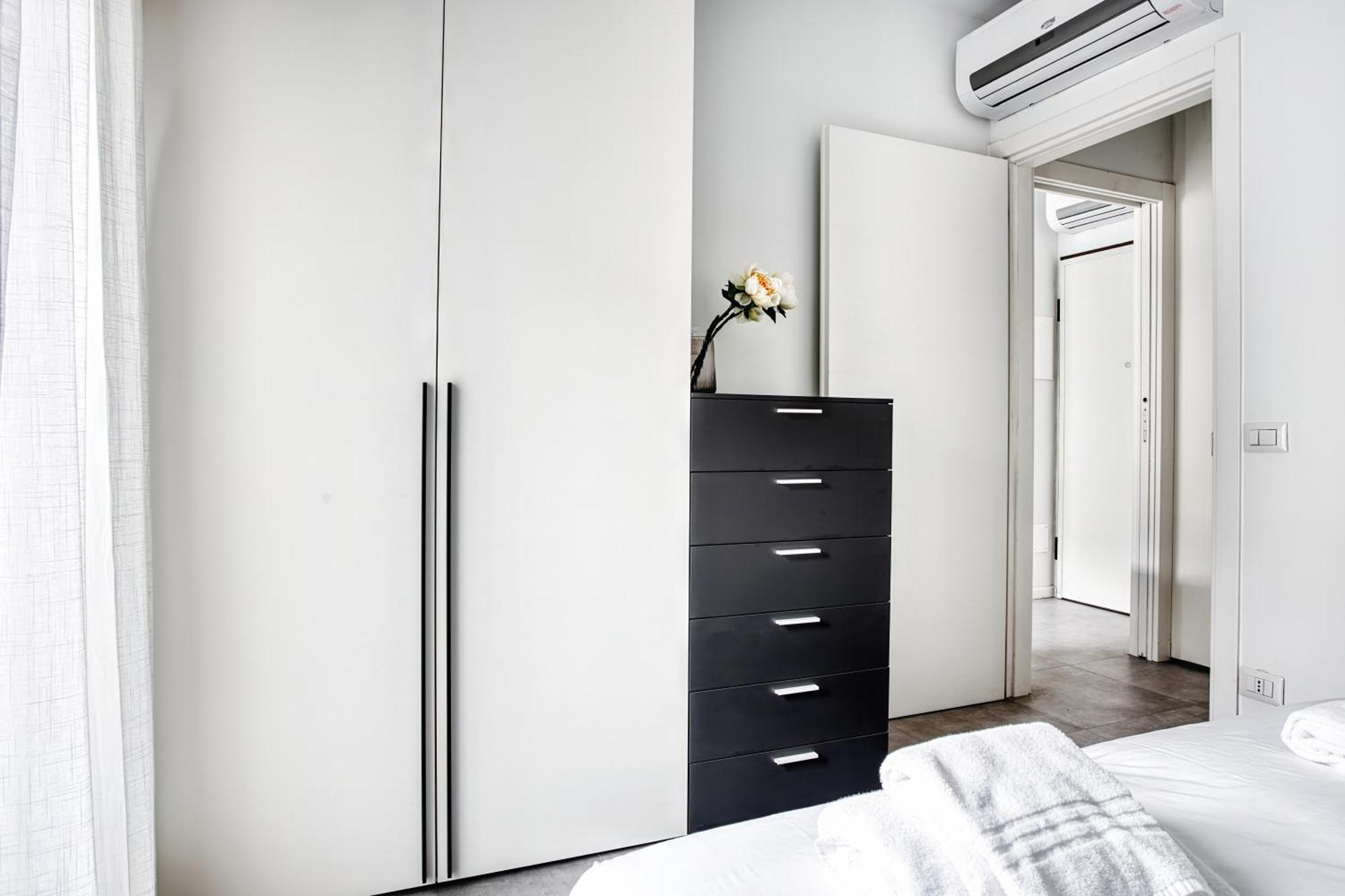 Sleek City Abode In Maciachini Milán Exterior foto