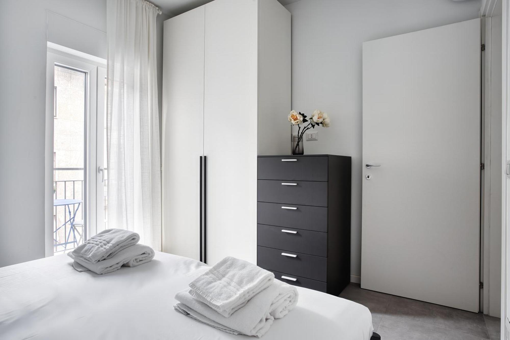 Sleek City Abode In Maciachini Milán Exterior foto